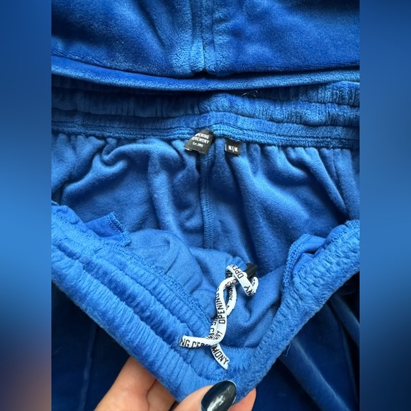 Opening ceremony matching set - Picture 6 of 7